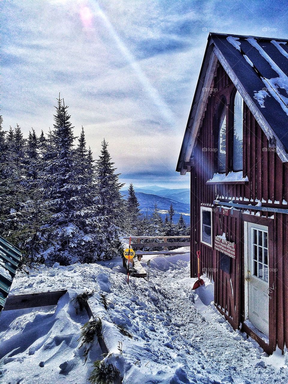 Ski patrol shack 