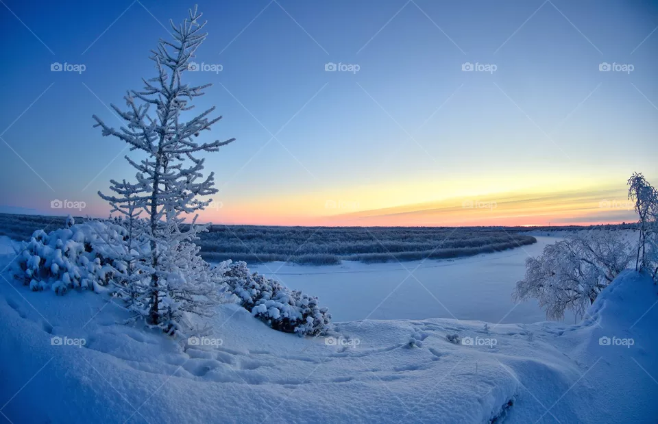 Winter, dawn, Arctic, morning, winter river, evening, winter silence, silence, frost, morning, predawn, red, traces of animals