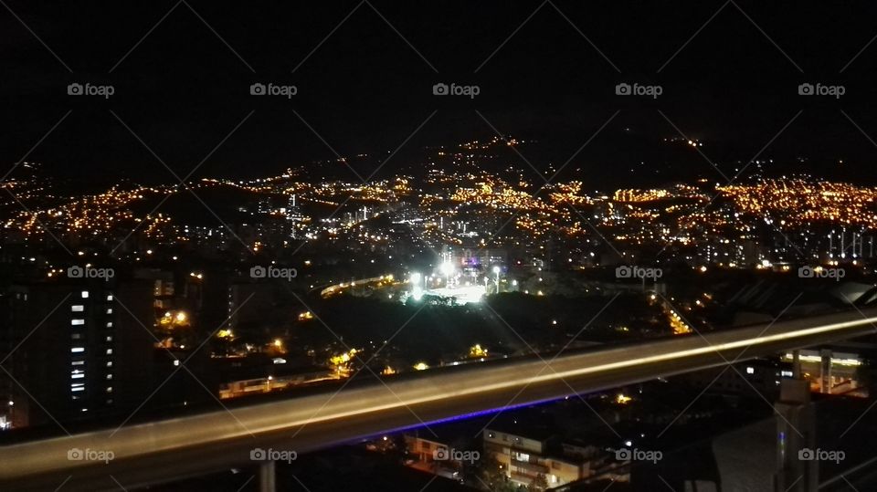 Medellín de noche!