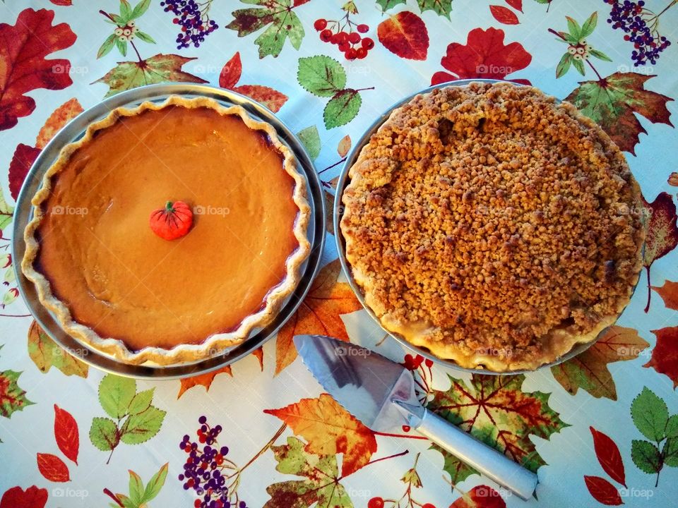 Fall Baking: Homemade Pumpkin & Apple Pie