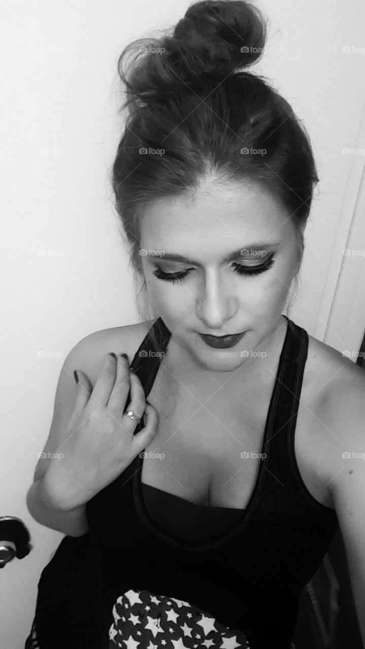 makeup black and white