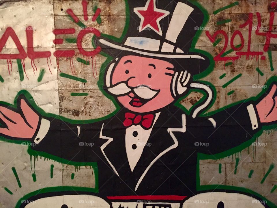 Monopoly Man Graffiti, New City Gas, Montréal