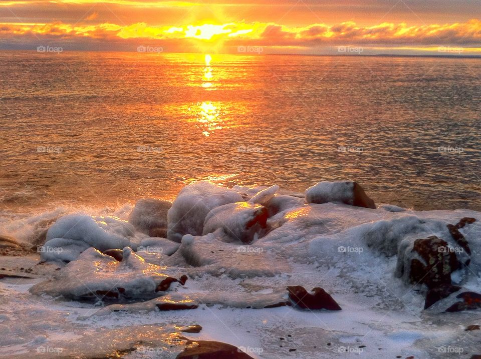 The golden hour. Sunrise on Lake Superior 