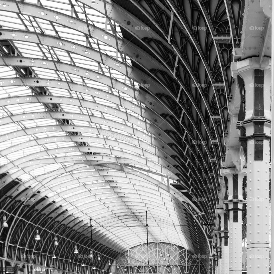 Roof architectural elements Paddington station 