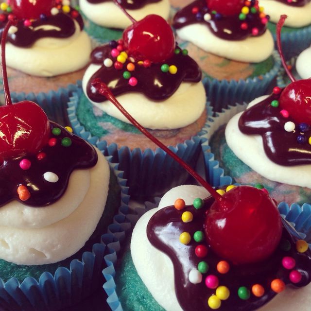Ice cream sundae cupcakes