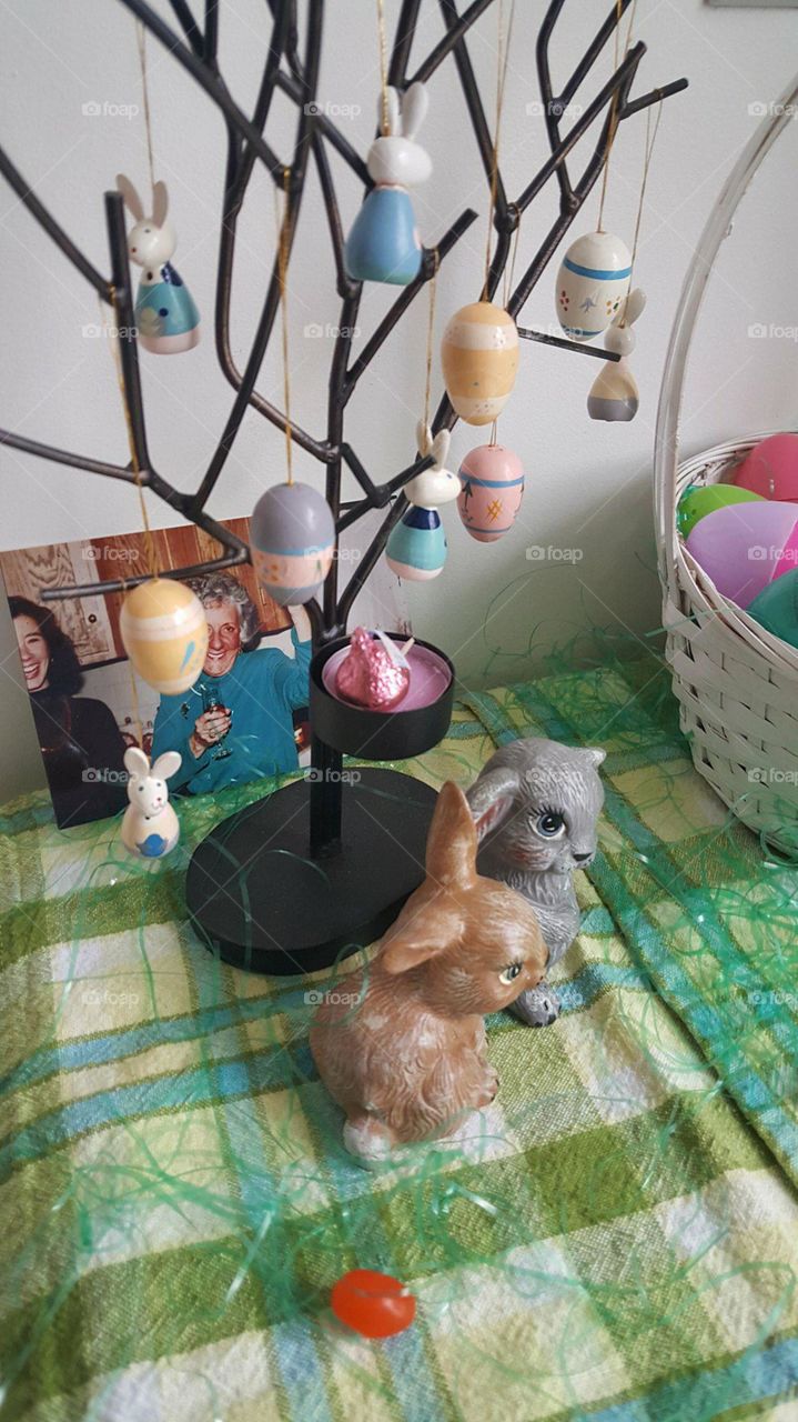 easter figurines
