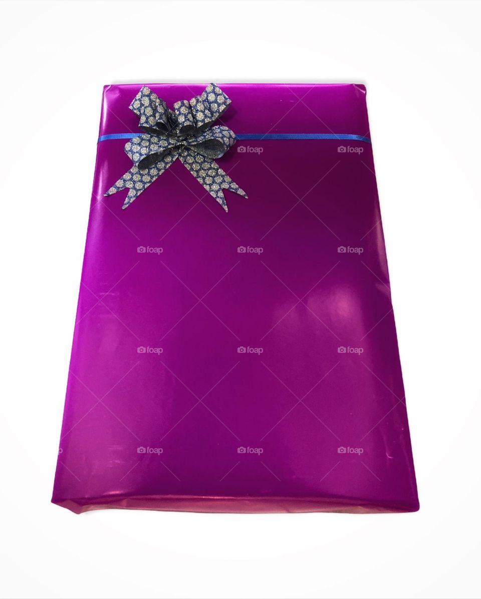 Purple gift wrap 