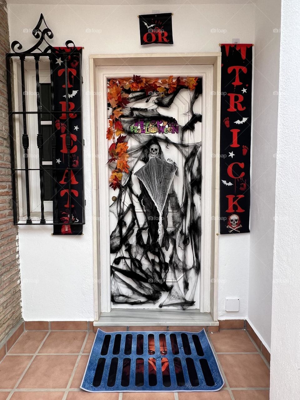 Halloween door