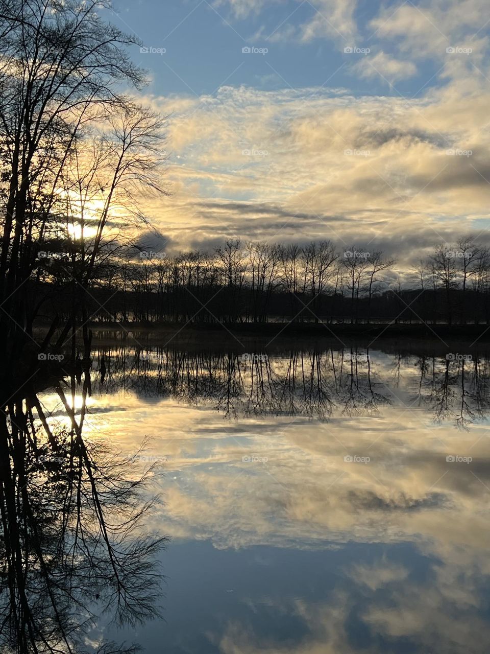 Lake sunset 