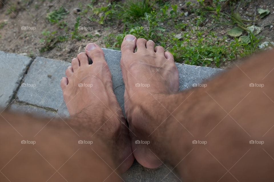 Feet 