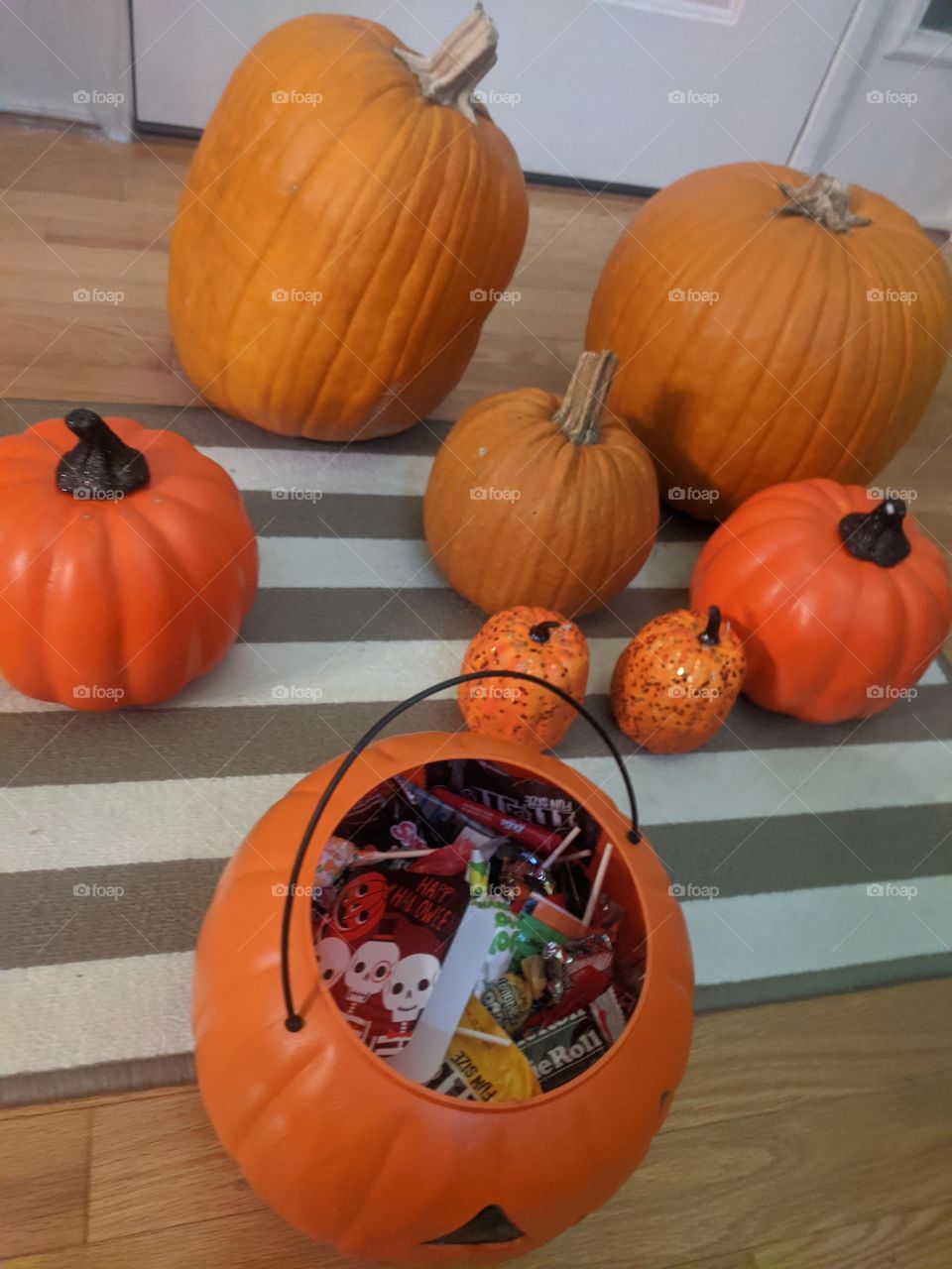 Halloween Candy 🍭🍬🍬 Wow..it's so yummy and kids can't stop waiting for each Halloweens to come !!!