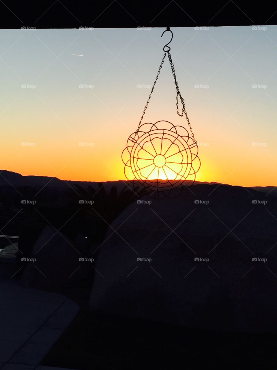 Closeup sunset thru wire prism