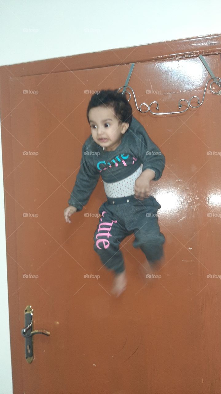 I need your support guys, I'm very, very poor, poor