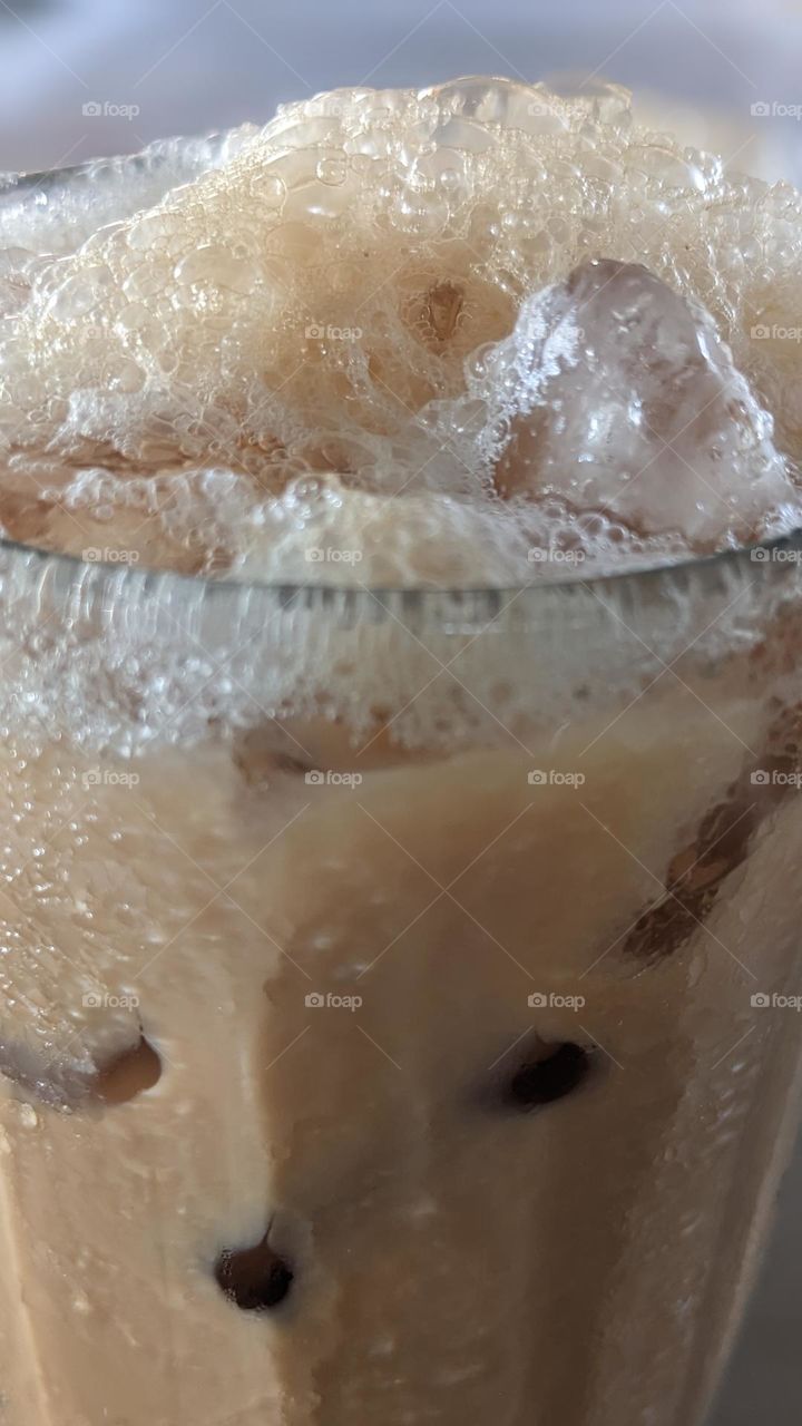 white froth on top of the drink