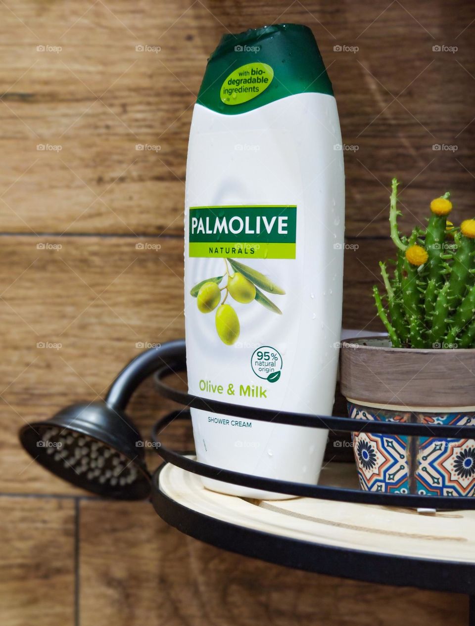 Pure bio shower gel by Palmolive