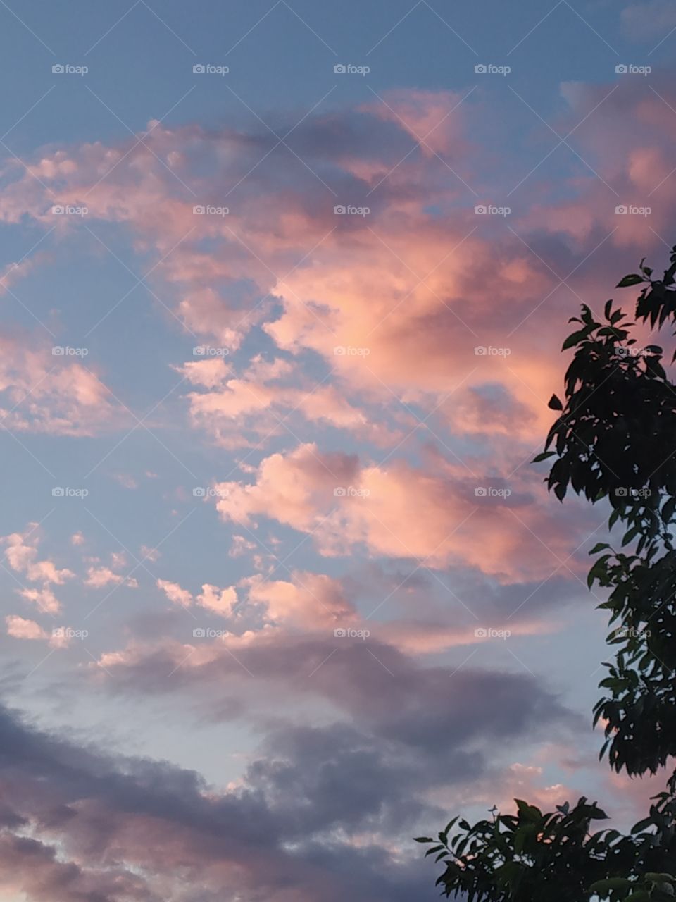 evening clouds with proper sunrays on them.