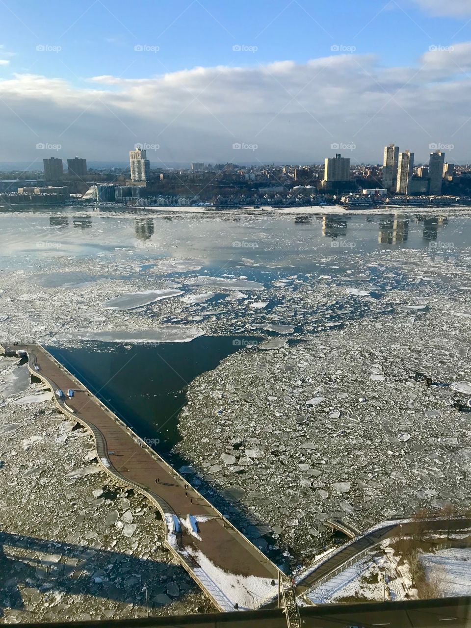 Ice on Hudson River, NYC