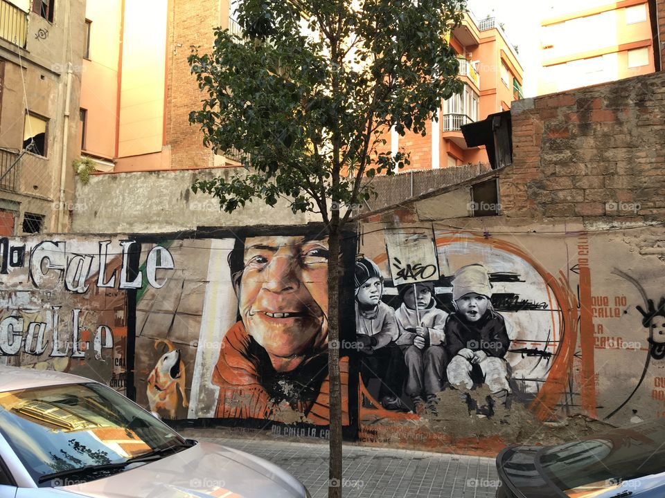 Wonderful graffiti found walking the streets 