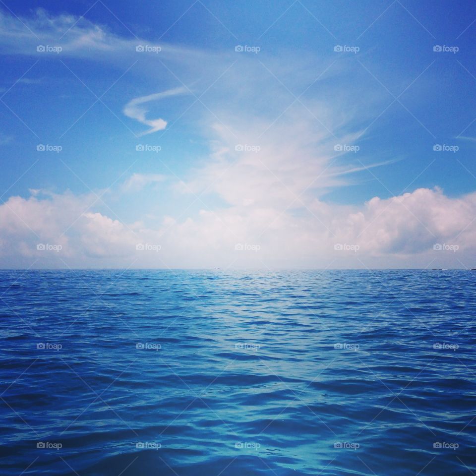 endless blue horizon