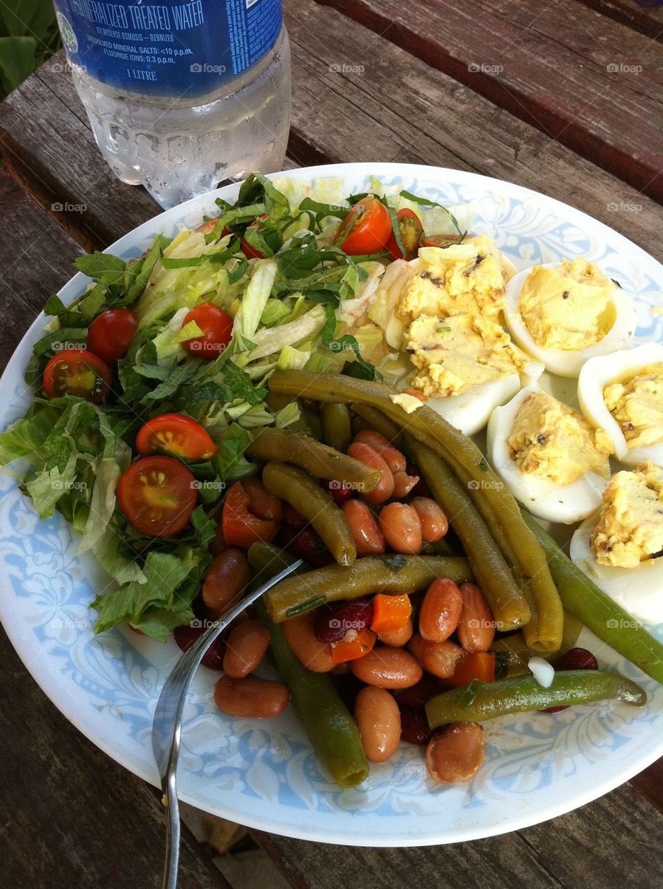 2 Salad Lunch devilled Eggs