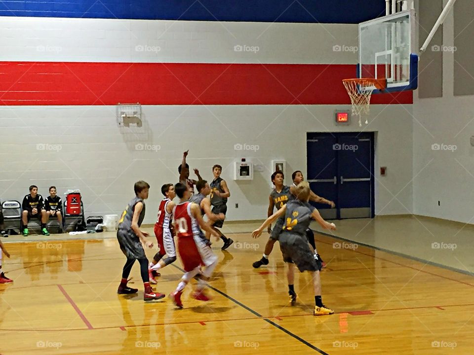 Basketball - Sports are a dominant force in people’s lives. It’s an obsession for millions all over the world. From baseball, soccer, indoors gym to running, we all love sports. Sports photography is an essential element of our sporting culture