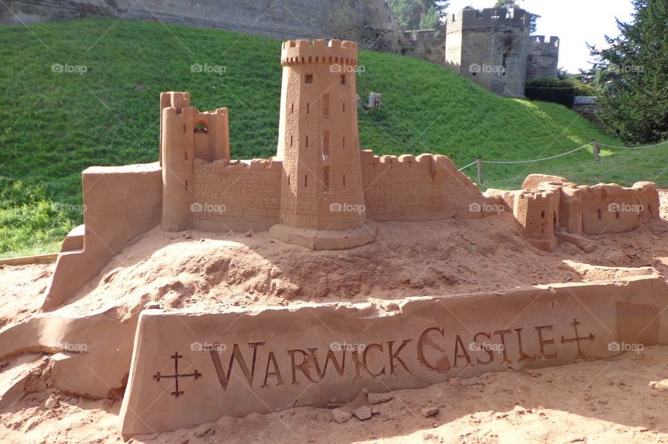 warwick castle sand sculpture