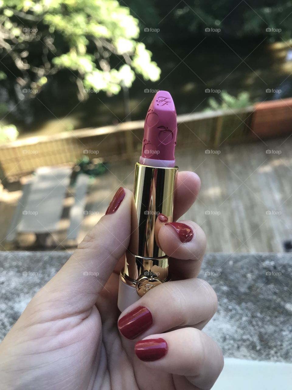 Too Faced lipstick 