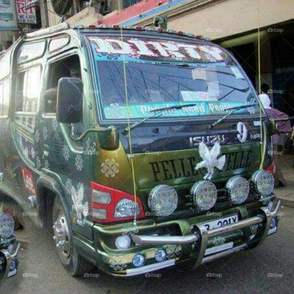 Matatu-Mode of transport in Nairobi