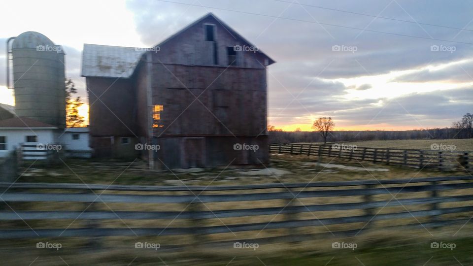 Barn Blur