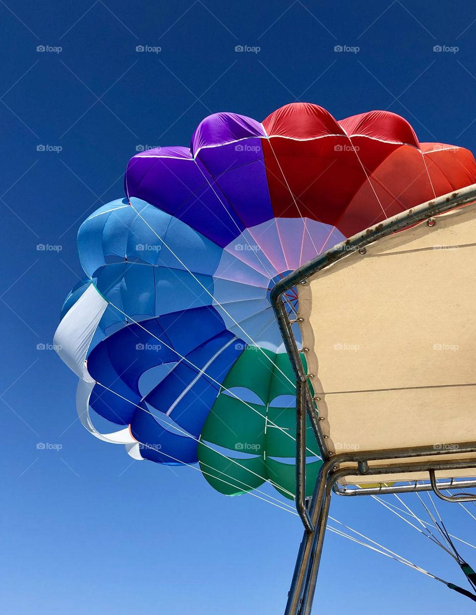 Colourful paragliding 