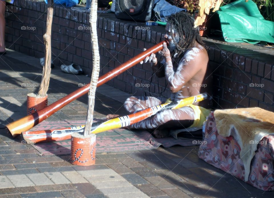 Didgeridoo Serenade. Aboriginal traditions 