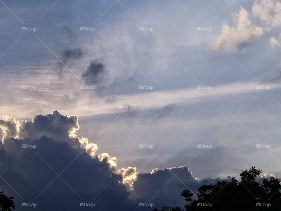 edge of light on a cloud