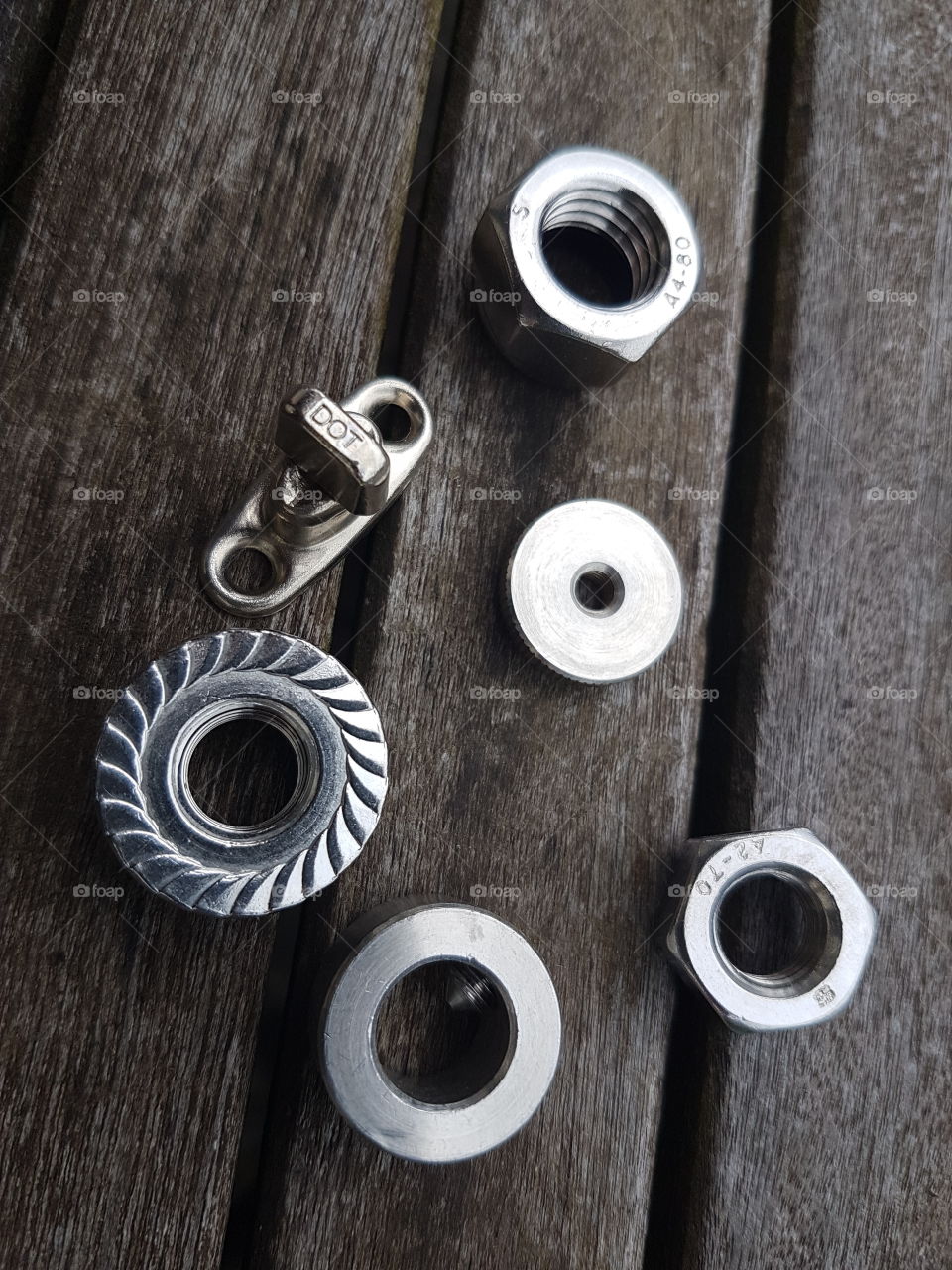 stainless steel fasteners & nuts