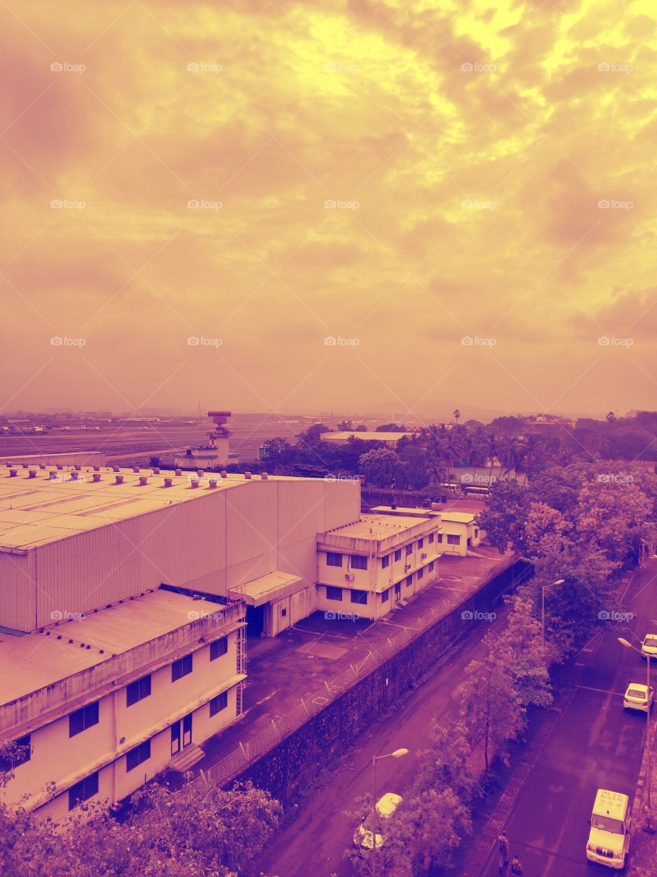 📷📷👁️📷👁️
Landscape Mode
Clouds in the Sky
🍀🌴🌿🍀🌴🍀
🏢🏢🏢🏢🏢