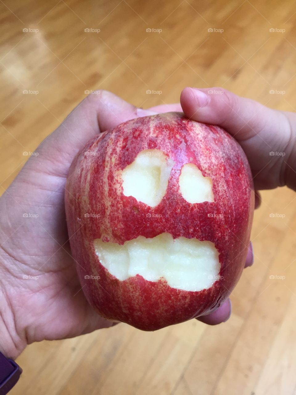 Apple face 