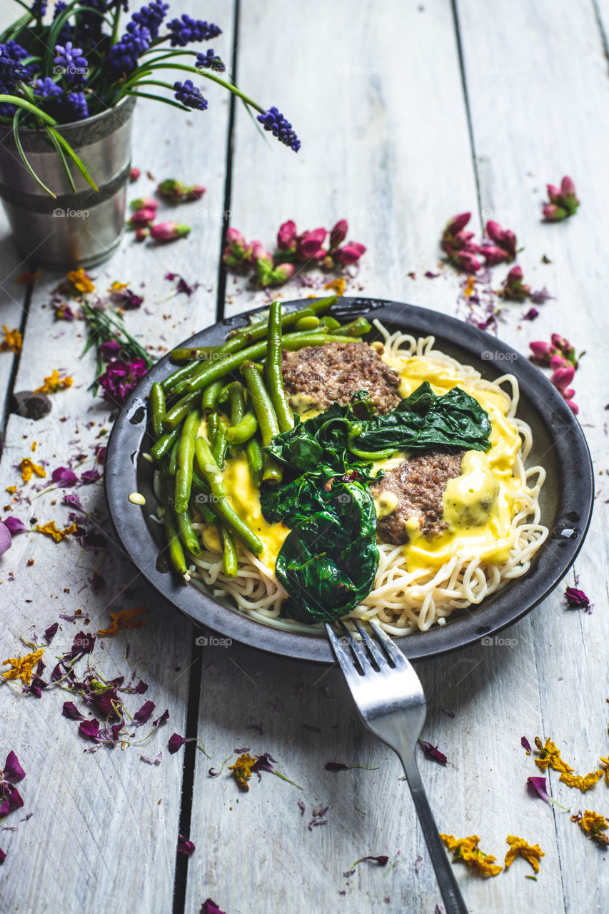 spaghetti with spinach