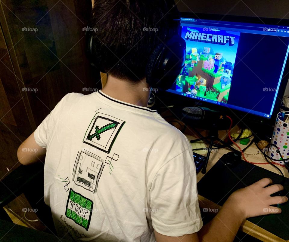 Minecraft my son favorite game wearing Minecraft matching t-shirt