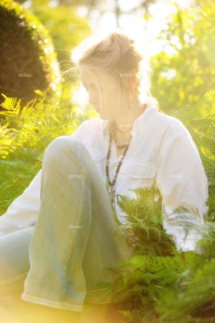 woman sunlight beautiful sophisticated by lightanddrawing