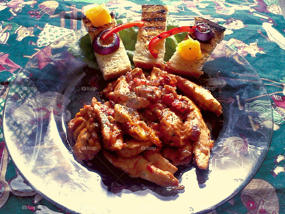 chiken with eros pista souce