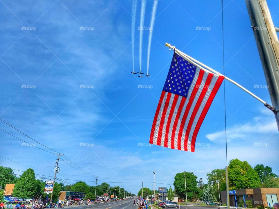 Flyover Memorial day parade US flag
