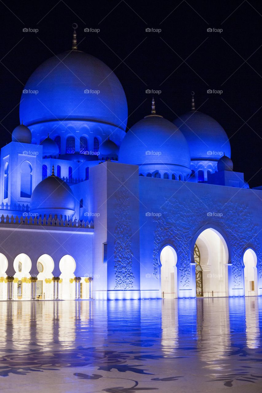 Night illuminated mosque 