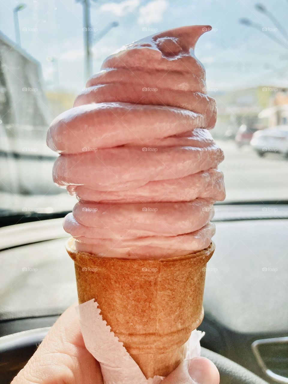 🇺🇸 A typical ice cream machine, called “American ice cream” (which reminds me of my childhood) to refresh the summer. / 🇧🇷 Um típico sorvete de máquina, chamado de “sorvete americano” (que lembra minha infância) para refrescar o verão. 