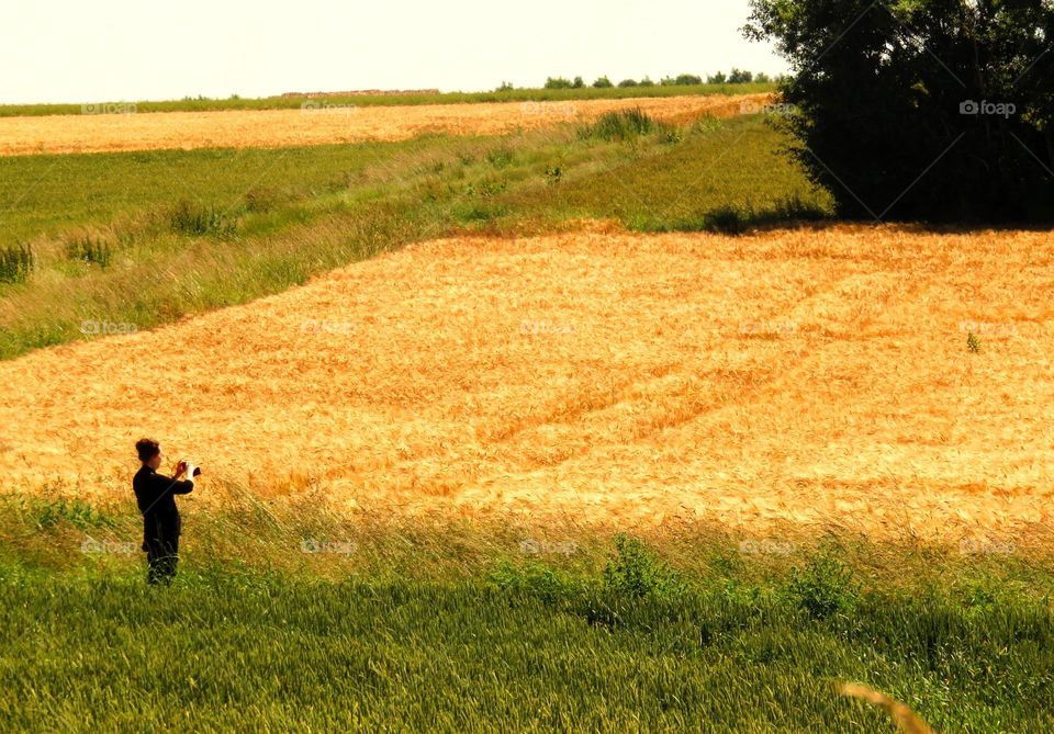 photographer photographed