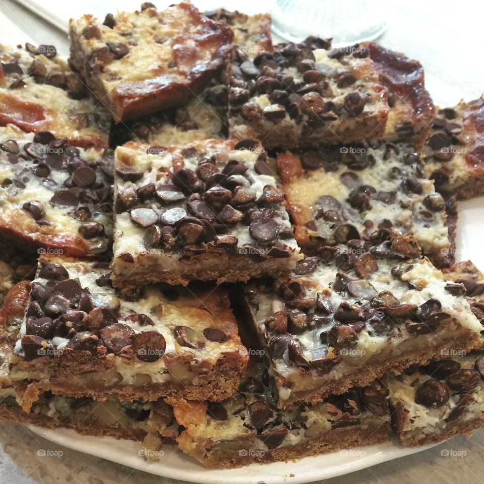 Hello Dolly Squares / Magic Bars 