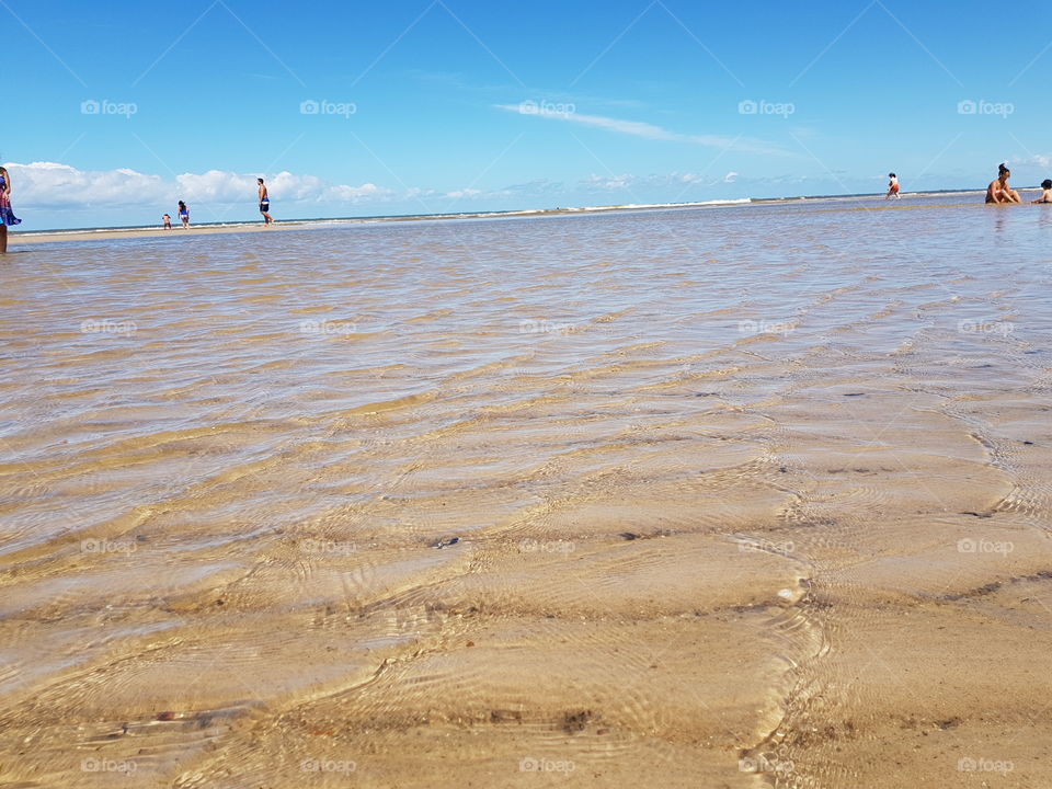 playa en verano uruguay