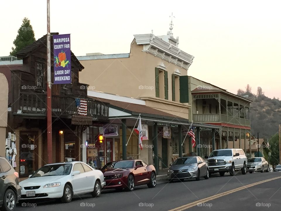 Mariposa town