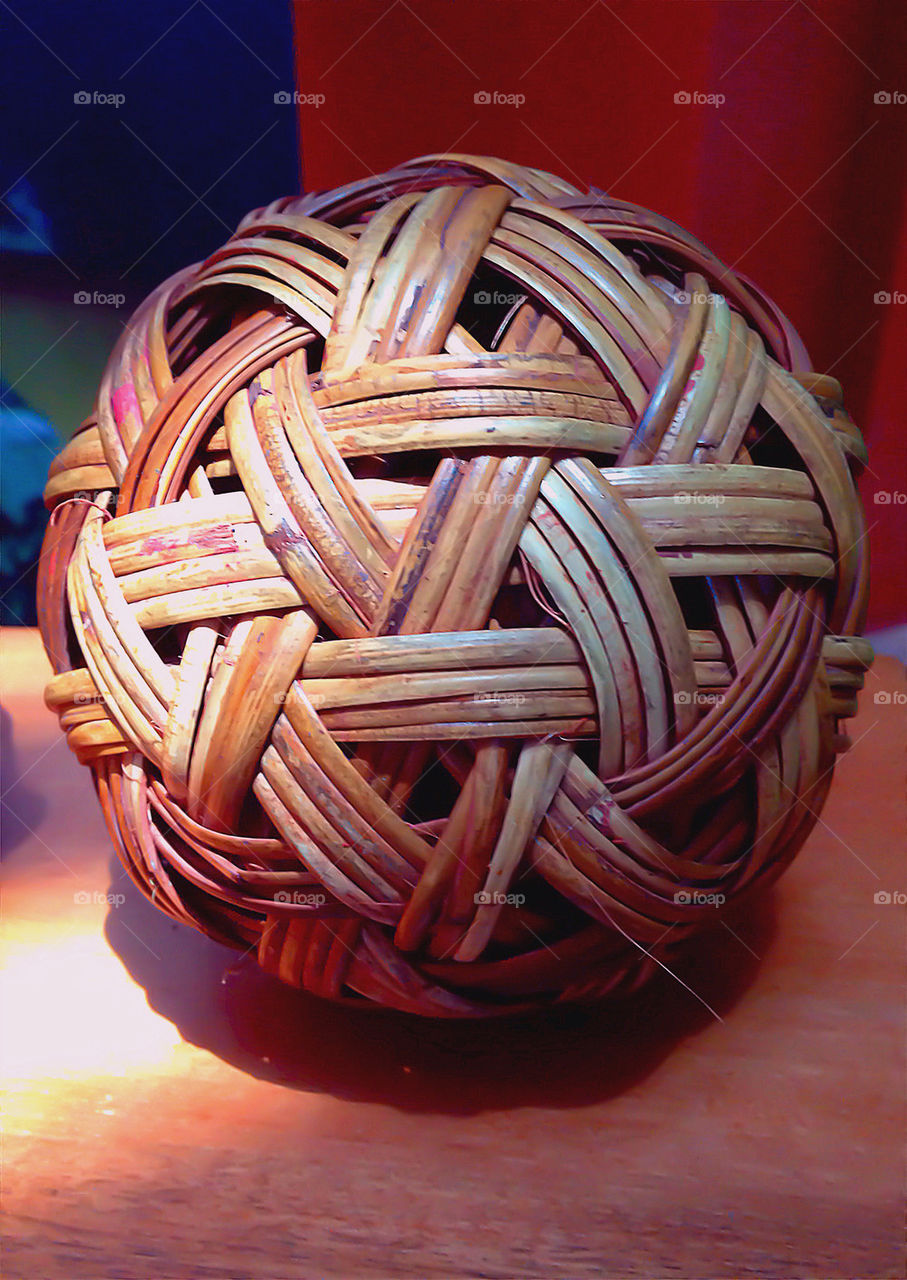 Rattan ball