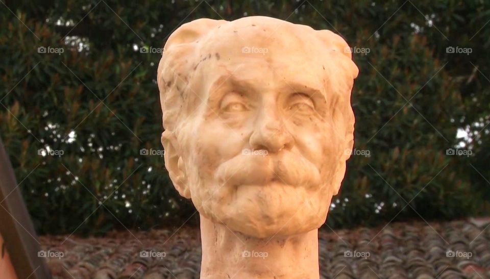 Scultura di Giuseppe Pitrè. Museo Pitrè. Palermo