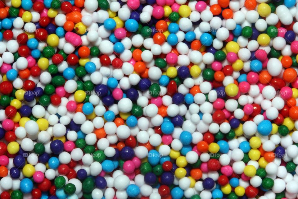 Colourful round sprinkles