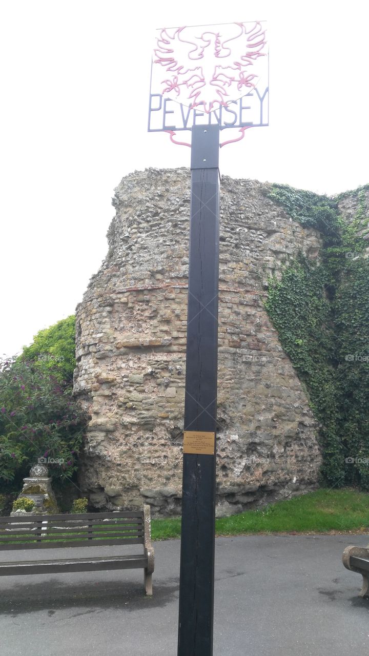 Castillo de Pevensey, entrada a la fortificación